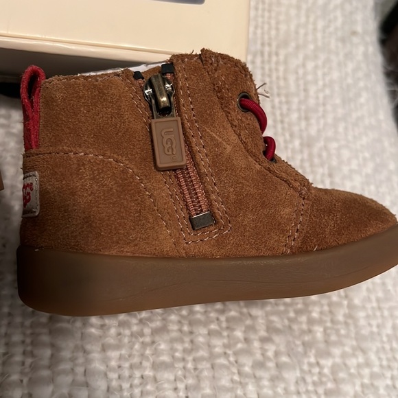 UGG Baby Boots - Picture 3 of 8